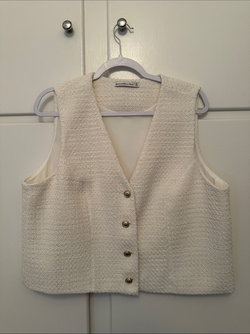 LIKE NEW Abercrombie & Fitch Cream Bouclé Button Vest Tank Top
